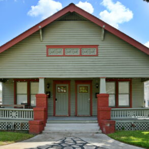 534  Columbia